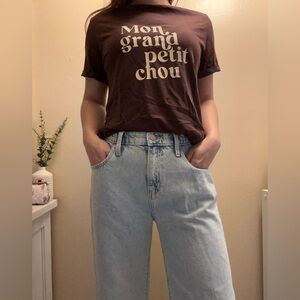 Light Wash High-Rise Women’s Jeans